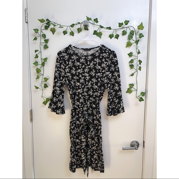 SHEIN Dresses & Skirts - Black and White Floral Dress